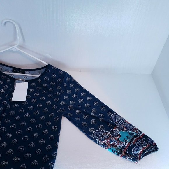 Modern Attraction Women's Size Small Tunic - Picture 7 of 9